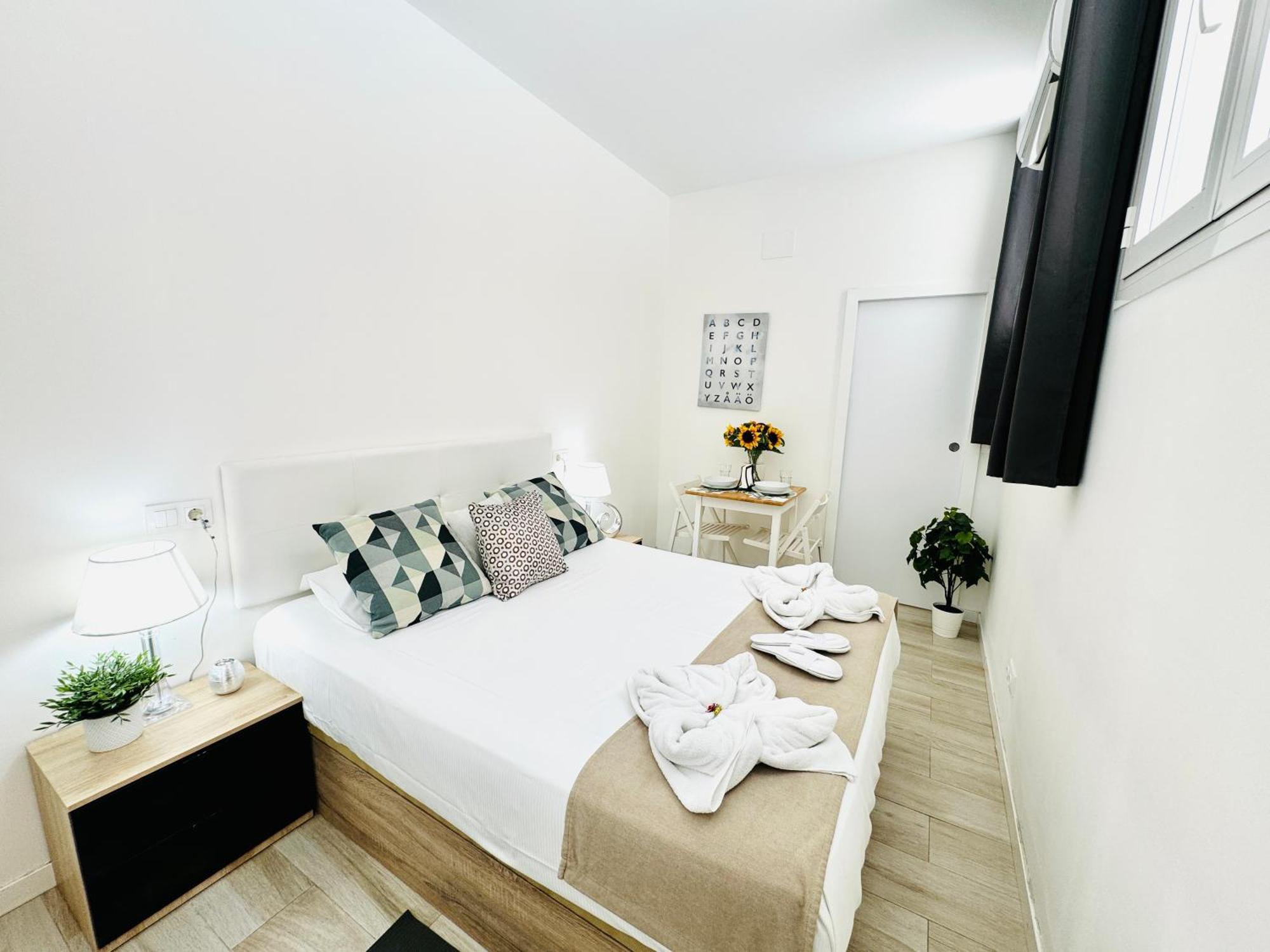 Cinco Torres Suites 마드리드 외부 사진