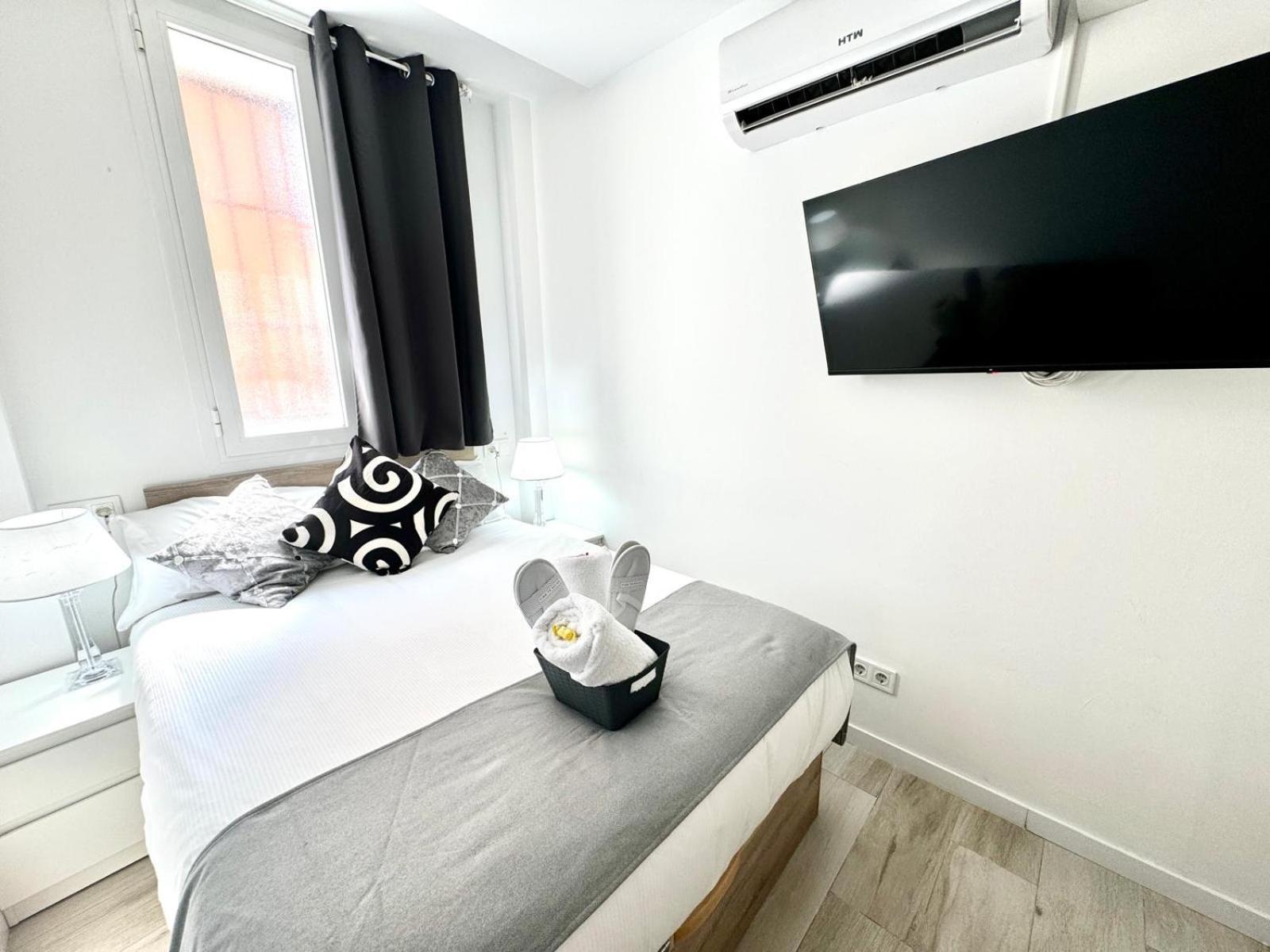 Cinco Torres Suites 마드리드 외부 사진