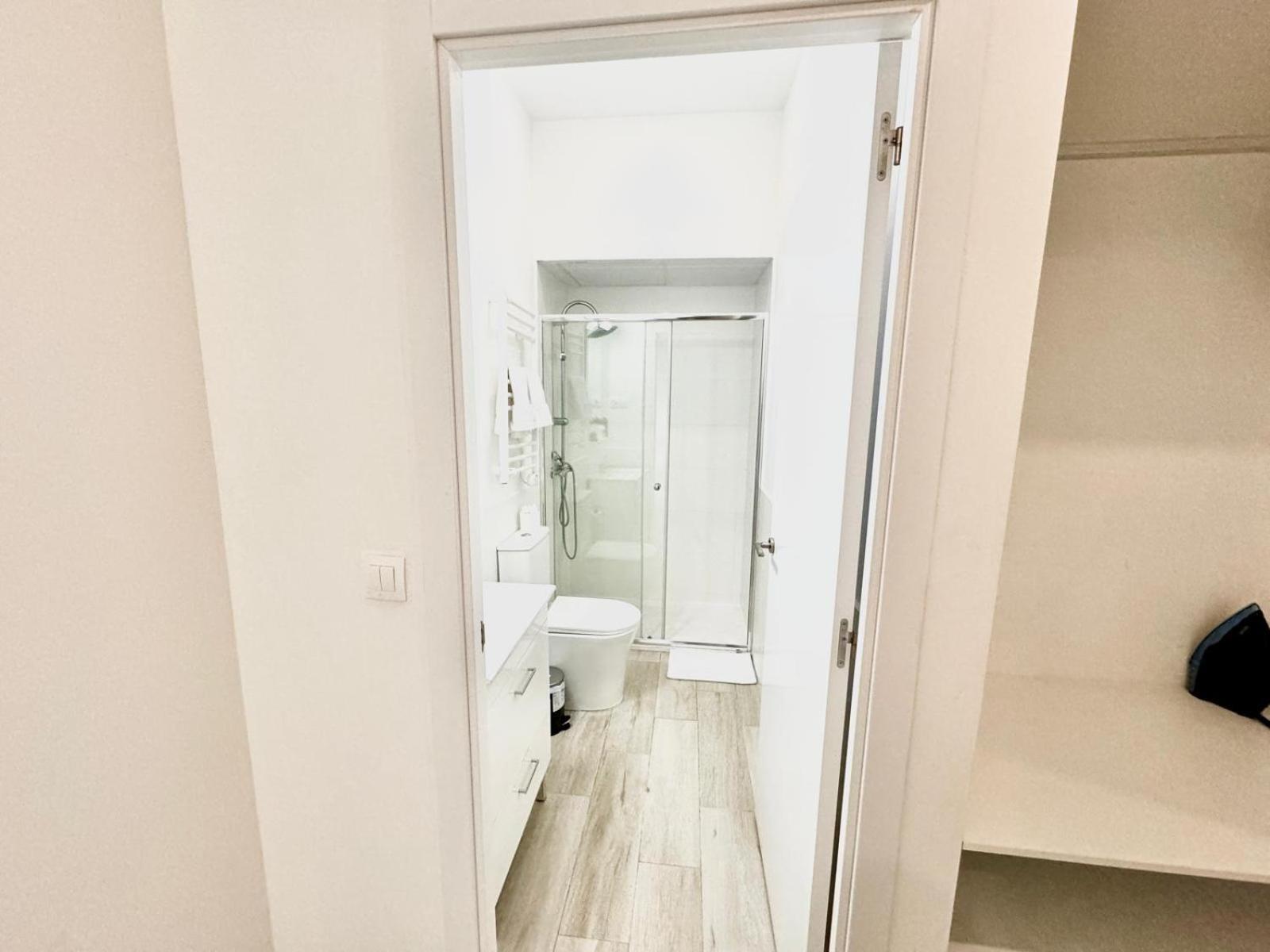 Cinco Torres Suites 마드리드 외부 사진