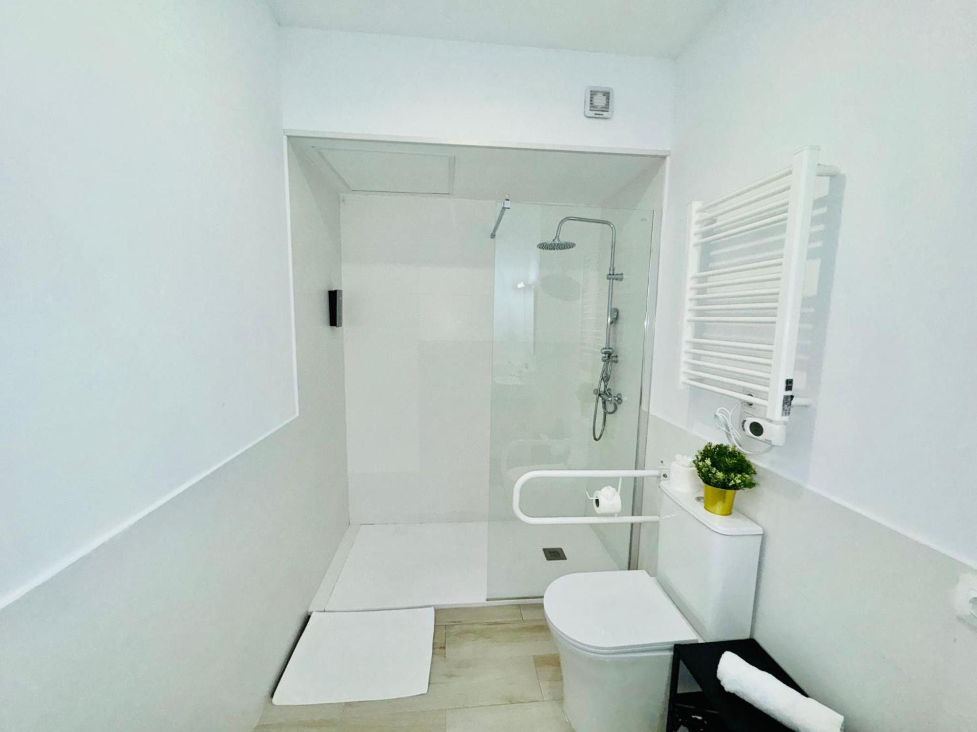 Cinco Torres Suites 마드리드 외부 사진